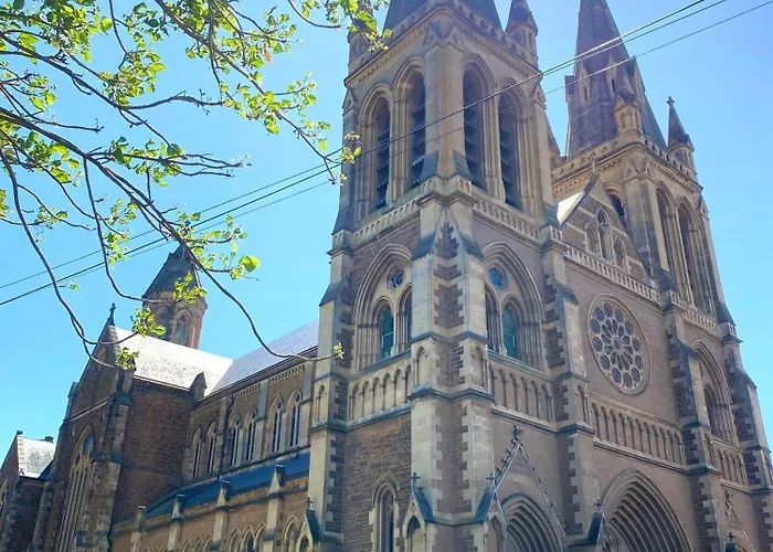 Bundled Bliss 2 Bedroom Condo In Adelaide Cbd